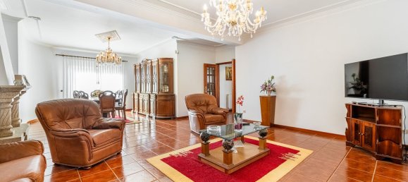 5 bedrooms House in Palmeira, Portugal No. 177518 9