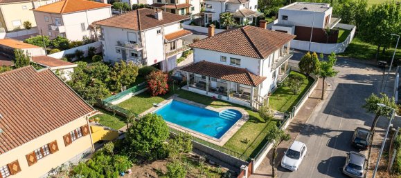 5 bedrooms House in Palmeira, Portugal No. 177518 2