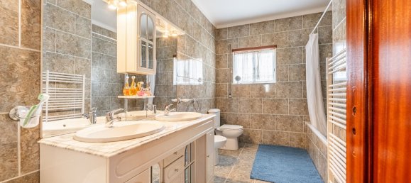 5 bedrooms House in Palmeira, Portugal No. 177518 17