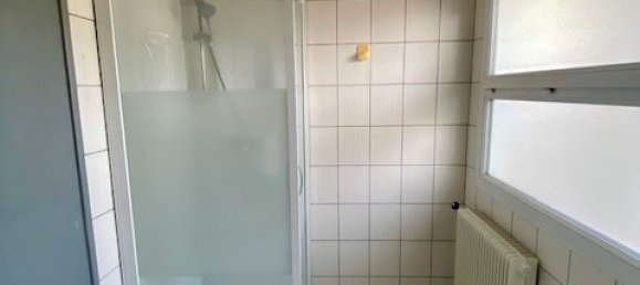 2 bedrooms Apartment in Angouleme, France No. 308840 10