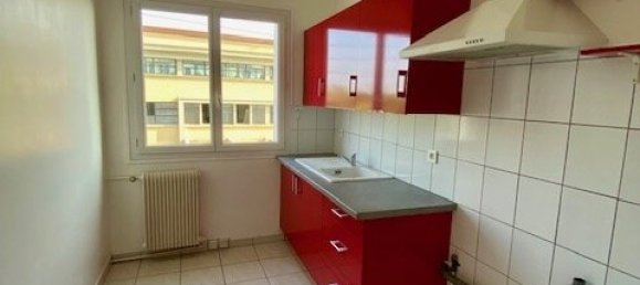 2 bedrooms Apartment in Angouleme, France No. 308840 6