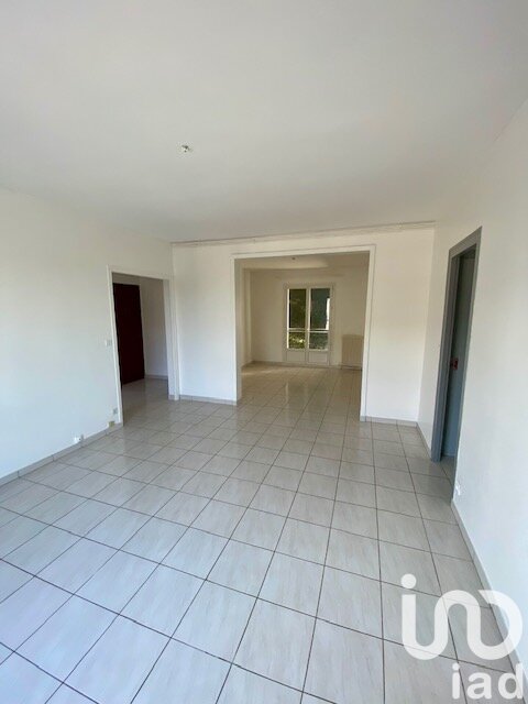 2 bedrooms Apartment in Angouleme, France No. 308840