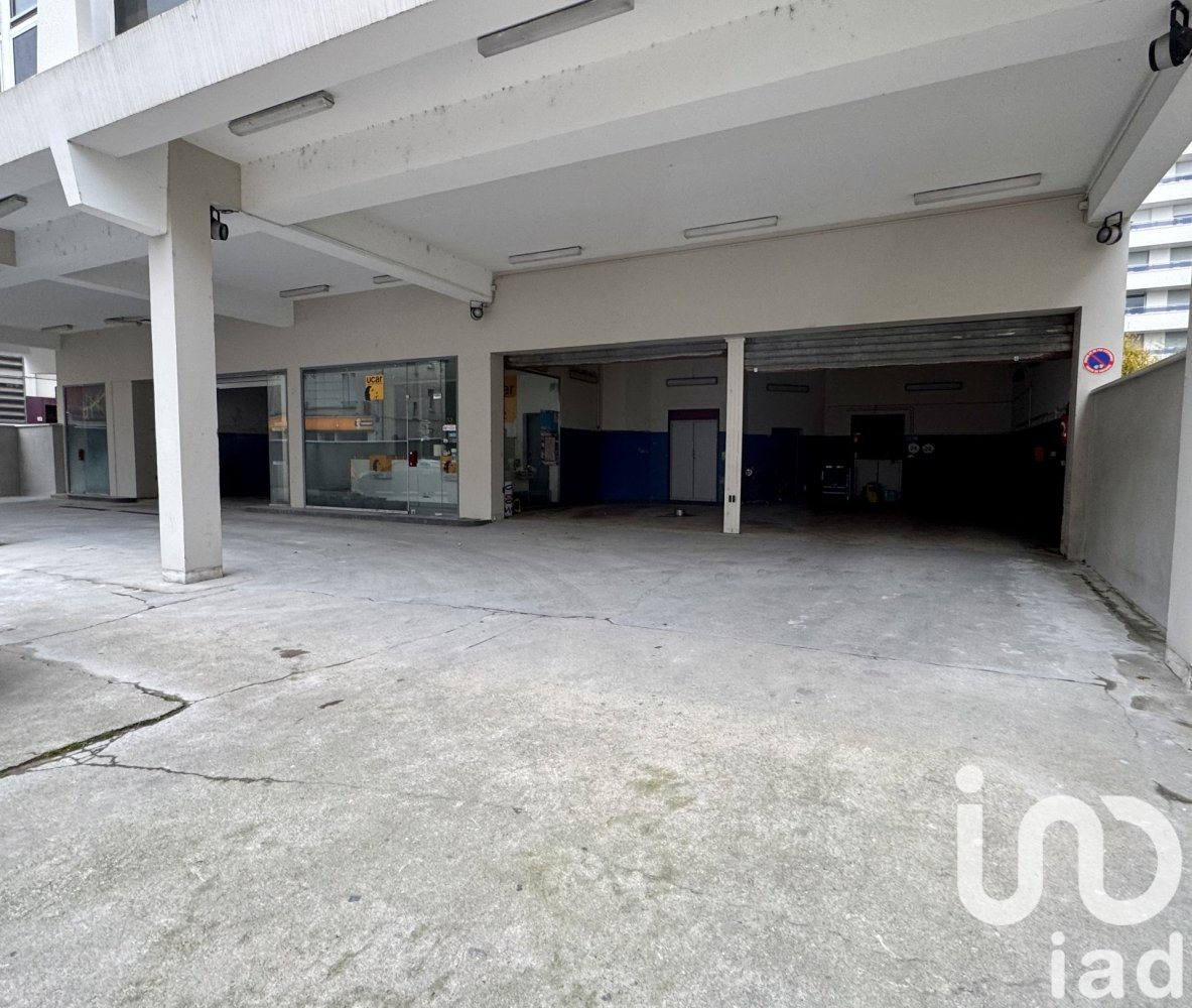 Casa de 4 habitaciónes en Bourges, France No. 48027