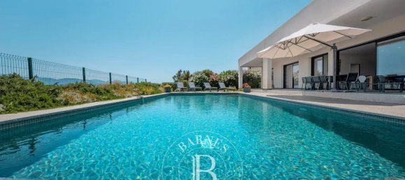5 bedrooms Villa in Vico, France No. 299135 3