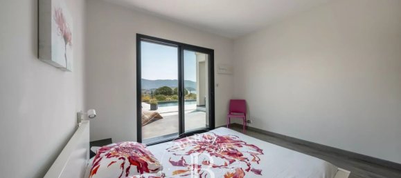 5 bedrooms Villa in Vico, France No. 299135 14