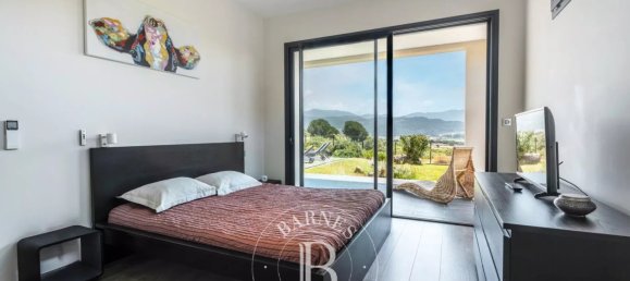 5 bedrooms Villa in Vico, France No. 299135 9