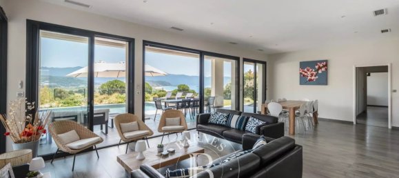 5 bedrooms Villa in Vico, France No. 299135 6