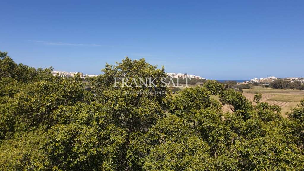 Apartamento de 3 dormitorios en Burmarrad, Malta No. 1552