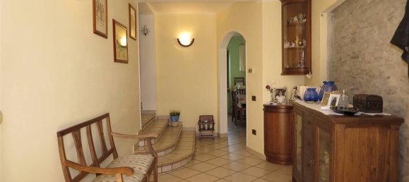 6 rooms Villa in Podenzana, Italy No. 134100 8