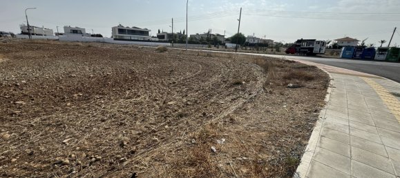 581 m² terreno en venta en Lakatamia, Nicosia, Cyprus № 26264 3