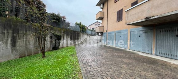 35m² Warehouse in Bussero, Italy No. 88742 3