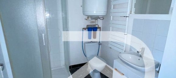 Apartamento de 12 dormitorios en Compiegne, France No. 316086 5