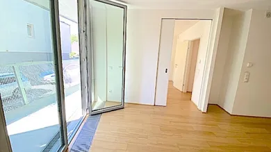 Квартира с 2 комнатами в Вена, Австрия № 131878