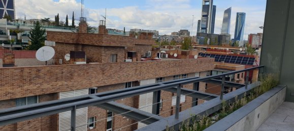 5 bedrooms Penthouse in Madrid, Spain No. 69520 24