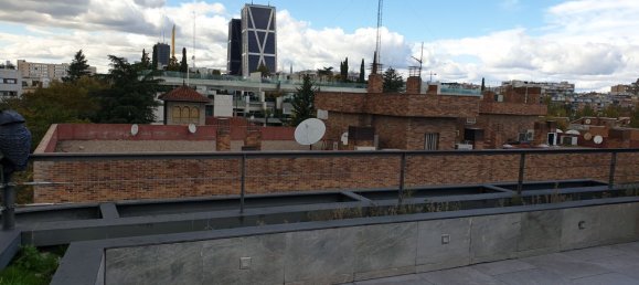 5 bedrooms Penthouse in Madrid, Spain No. 69520 23