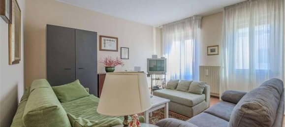 5-Zimmer Haus in Rolo, Italy, Nr. 17191 6