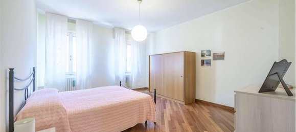 5-Zimmer Haus in Rolo, Italy, Nr. 17191 14