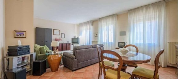 5-Zimmer Haus in Rolo, Italy, Nr. 17191 7