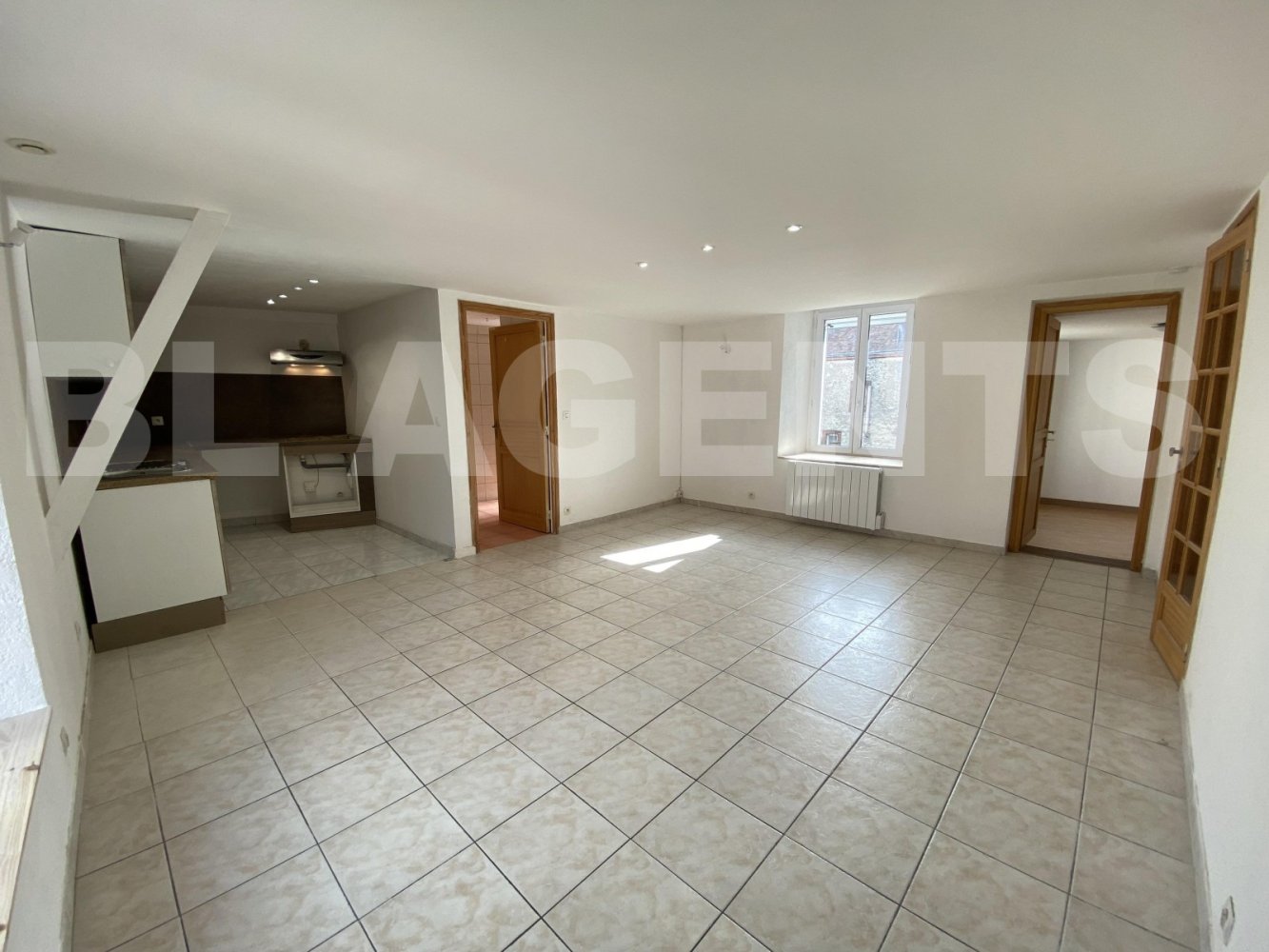 Apartamento T3 em Beville-le-Comte, France N.º 329291