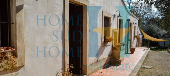 Casa de 8 divisões em Noto, Italy N.º 74216 45