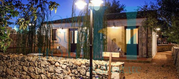 Casa de 8 divisões em Noto, Italy N.º 74216 35