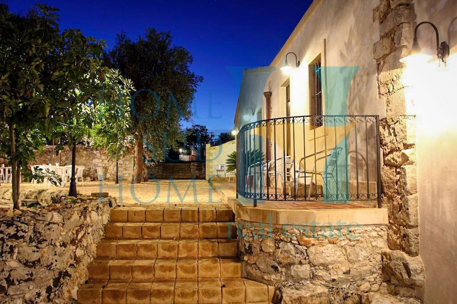 Casa de 8 divisões em Noto, Italy N.º 74216