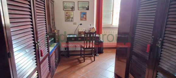 6 rooms Apartment in Livorno, Italy No. 146492 14