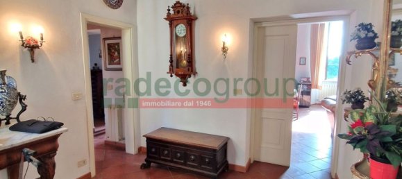 6 rooms Apartment in Livorno, Italy No. 146492 5