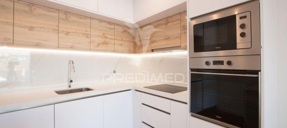 Вилла с 4 спальнями в Алмада, Португалия № 140016 3