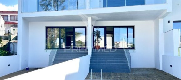 Вилла с 4 спальнями в Алмада, Португалия № 140016 2