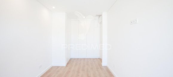 Вилла с 4 спальнями в Алмада, Португалия № 140016 17