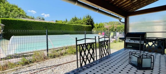 3 bedrooms House in Vaison-la-Romaine, France No. 294732 2