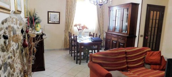 5 bedrooms House in Massa Marittima, Italy No. 158063 3