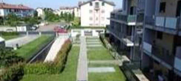 Квартира с 2 комнатами в Орнаго, Италия № 4103 4