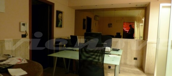 Propiedad comercial de 5 habitaciónes en Rome, Italy No. 222457 29