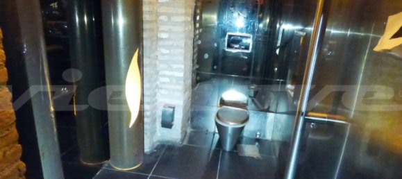 Propiedad comercial de 5 habitaciónes en Rome, Italy No. 222457 24