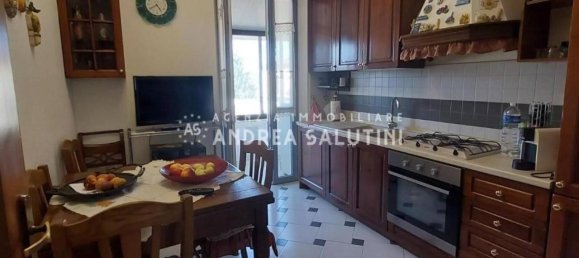 4 rooms Apartment in Pontedera, Italy No. 87111 9