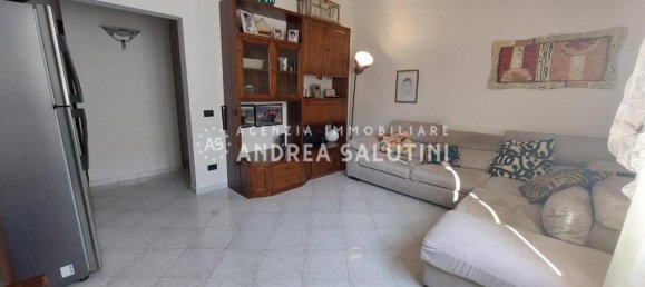 4 rooms Apartment in Pontedera, Italy No. 87111 4