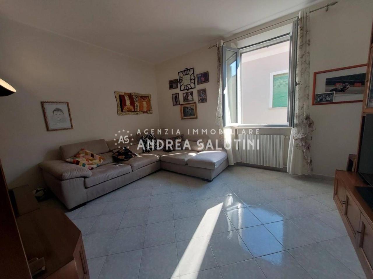 4 rooms Apartment in Pontedera, Italy No. 87111