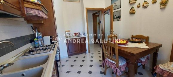 4 rooms Apartment in Pontedera, Italy No. 87111 10