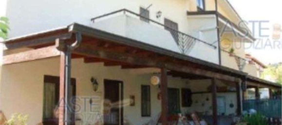 7 rooms Apartment in Settingiano, Italy No. 186103 9