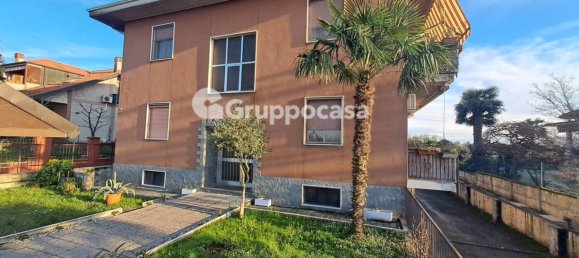 2 bedrooms Apartment in Magenta, Italy No. 100846 24