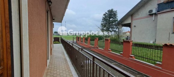 2 bedrooms Apartment in Magenta, Italy No. 100846 6