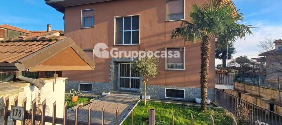 2 bedrooms Apartment in Magenta, Italy No. 100846 23