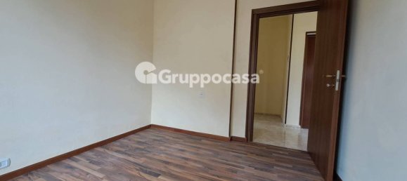 2 bedrooms Apartment in Magenta, Italy No. 100846 12