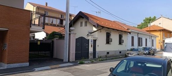 4-Zimmer Haus in Collegno, Italy, Nr. 10606 2