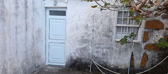 3 bedrooms House in Lajes do Pico, Portugal No. 44486 3