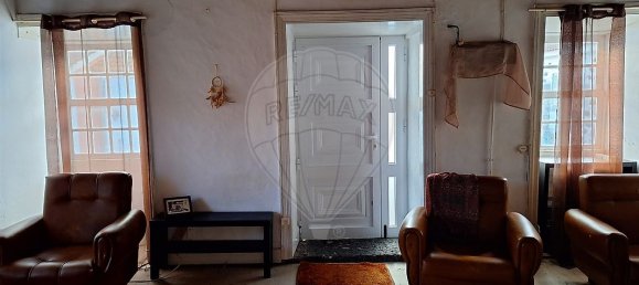 3 bedrooms House in Lajes do Pico, Portugal No. 44486 5