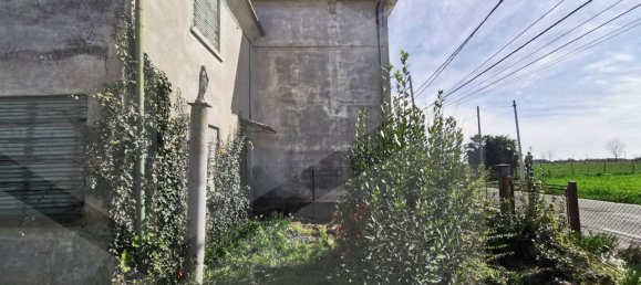 4 rooms House in Vicenza, Italy No. 18551 4