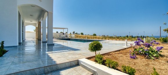 3 Schlafzimmer Haus in Kissonerga, Cyprus, Nr. 9714 5